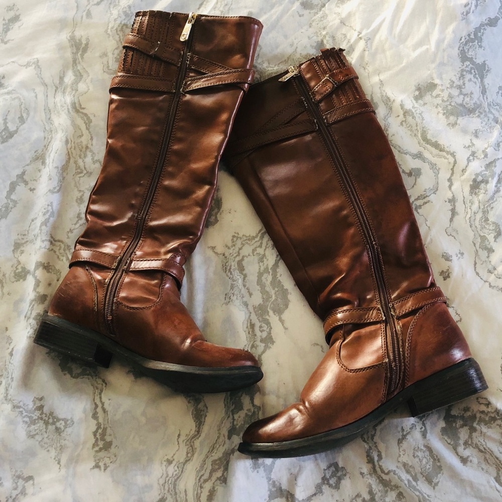 Guess boots